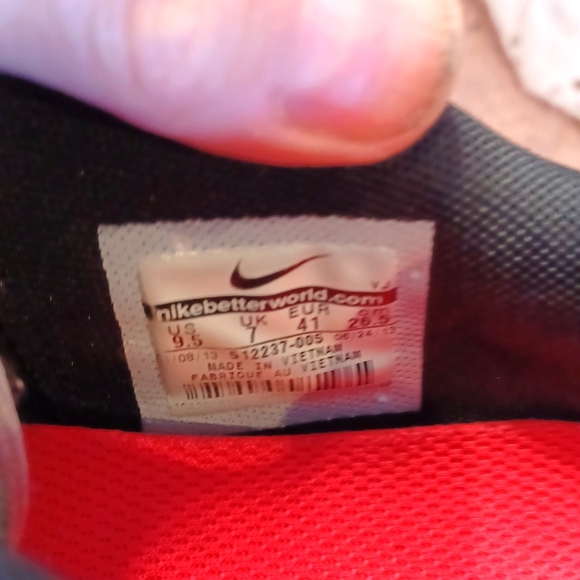 NIKE FREE 3.0 Ladies Sneakers 9.5. GUC  Having to give up running. - Picture 8 of 8